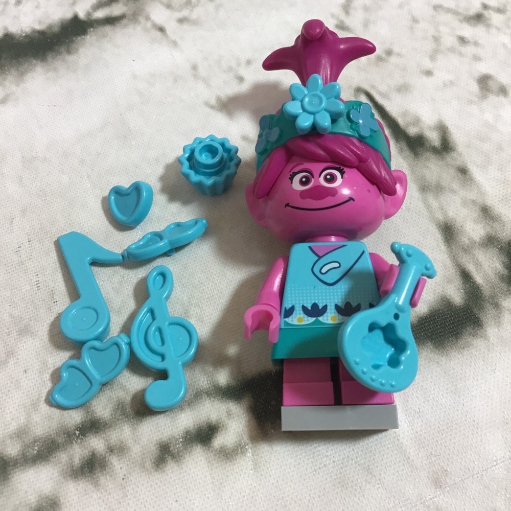 Lego Poppy 41252 41256 Trolls World Tour Minifigure W/ Accessories